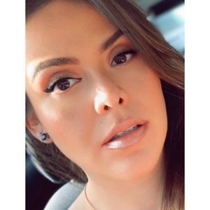 Meet your Posher, Mariana